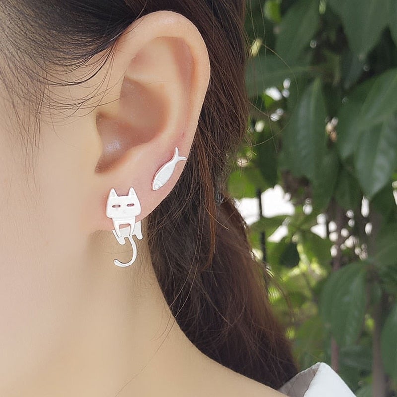 Silver Climbing Kitty Earring