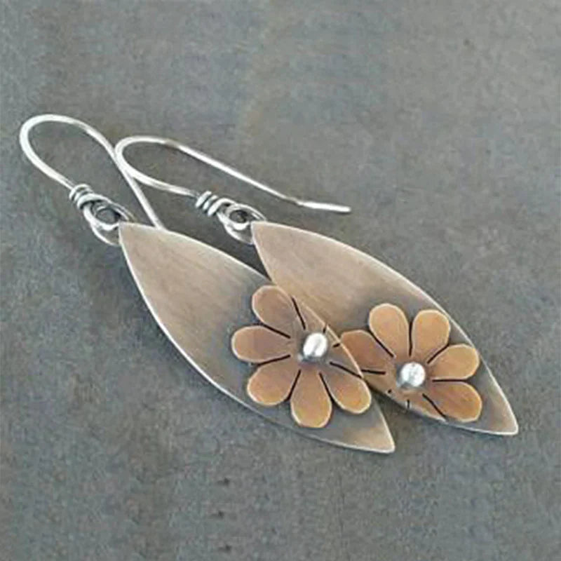 Vintage Brown Flower Earrings