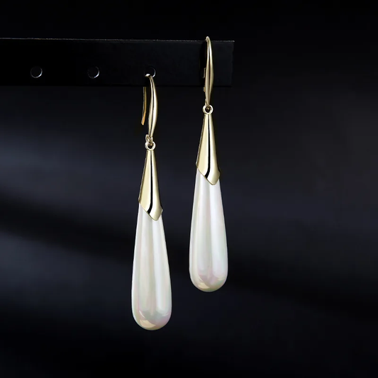 Vintage White Dangling Earrings