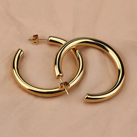 Elegant Gold Hoop Earrings