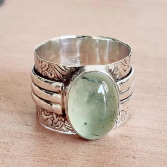 Vintage Green Glass Silver Ring