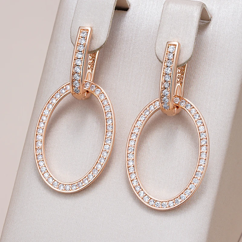 Elegant Oval Bright Earrings